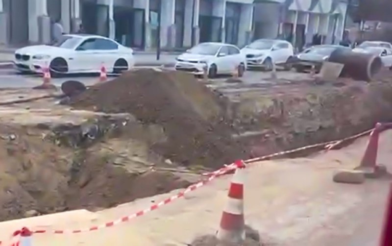 Binəqədi yolunu hansı qurum bu hala salıb? - VİDEO