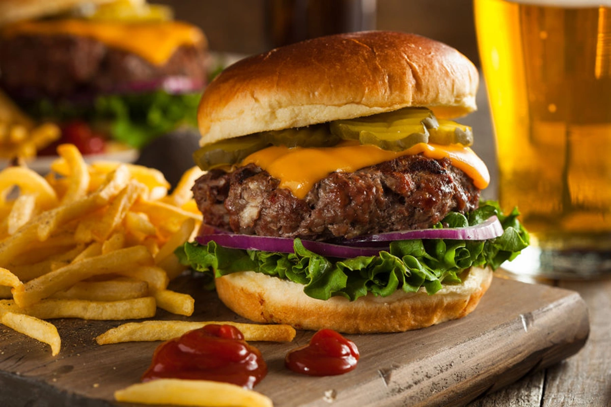 Bu burgerin qiyməti 18,700 manatdır
