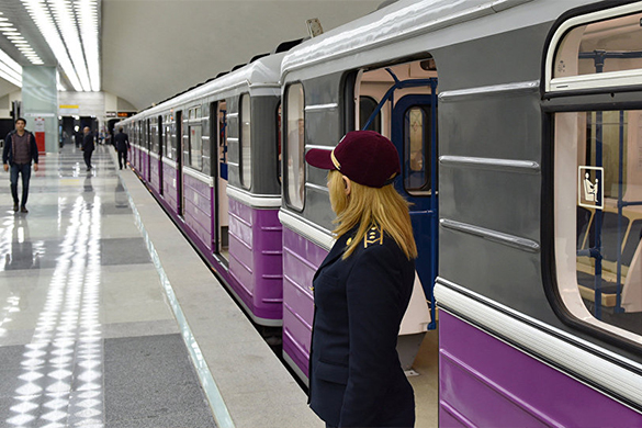 Bakı metrosunda qatarlar gecikir: "Hətta tunellərdə də dayanmışıq"
