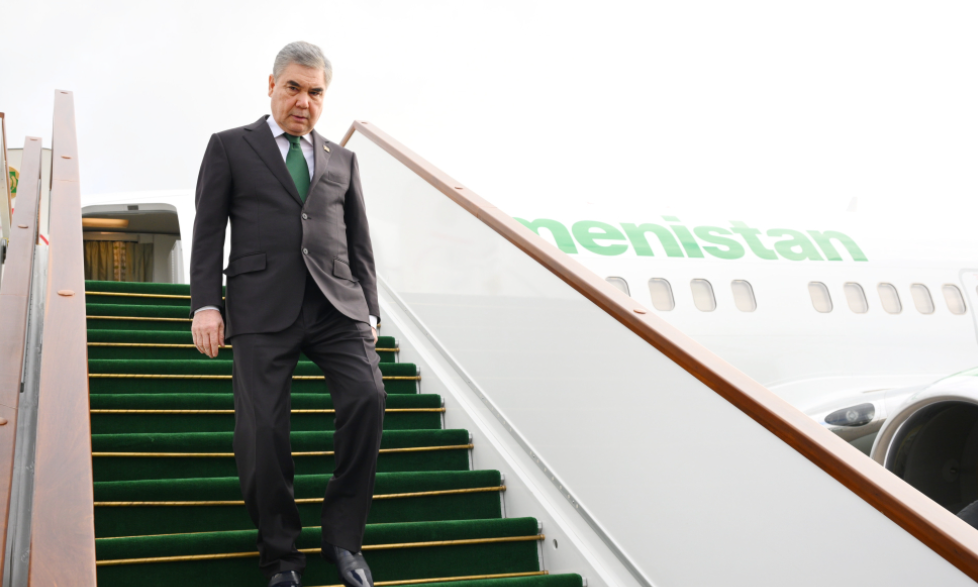 Qurbanqulu Berdiməhəmmədov Qəbələyə gəldi - FOTO