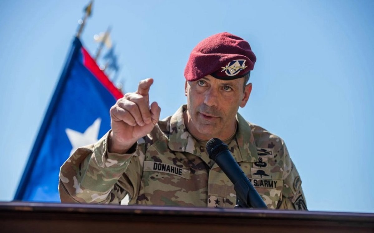 Amerikalı general: “NATO ilk saatlarda Kalininqradı və Sevastopolu yerlə yeksan edəcək” Amerikalı general: “NATO ilk saatlarda Kalininqradı və Sevastopolu yerlə yeksan edəcək”