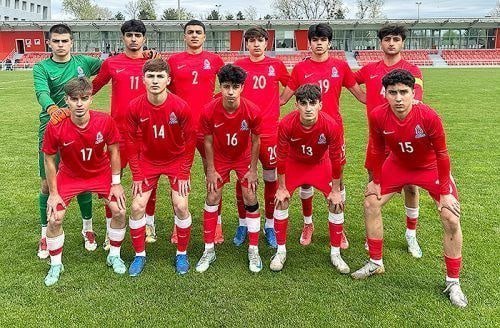 U-17 Rumıniyaya böyük hesabla UDUZDU U-17 Rumıniyaya böyük hesabla UDUZDU