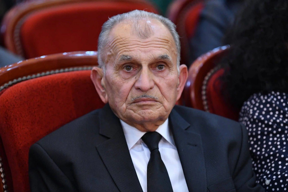 “Ramiz Quliyevin tarının səsi ilə bir nəsil böyüdü” - Vamiq Məmmədəliyev - VİDEO