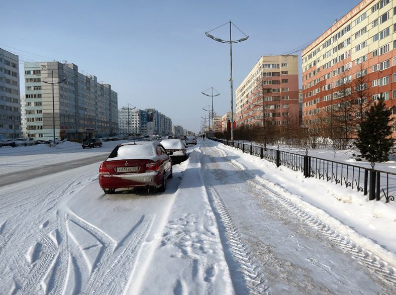 Rusiyada iki azərbaycanlının avtomobili əllərindən alındı Rusiyada iki azərbaycanlının avtomobili əllərindən alındı