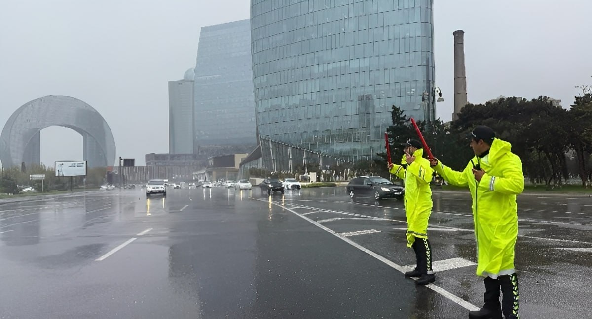 DYP-dən yağışlı hava ilə bağlı MÜRACİƏT DYP-dən yağışlı hava ilə bağlı MÜRACİƏT