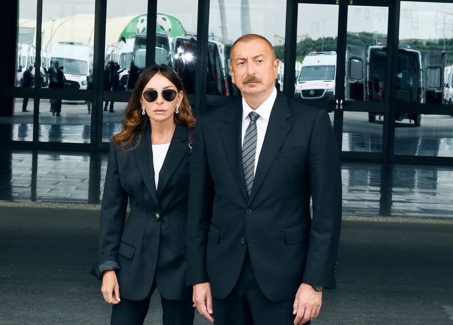 Milli Məclisdən Prezident və birinci xanıma TƏBRİK MƏKTUBU Milli Məclisdən Prezident və birinci xanıma TƏBRİK MƏKTUBU