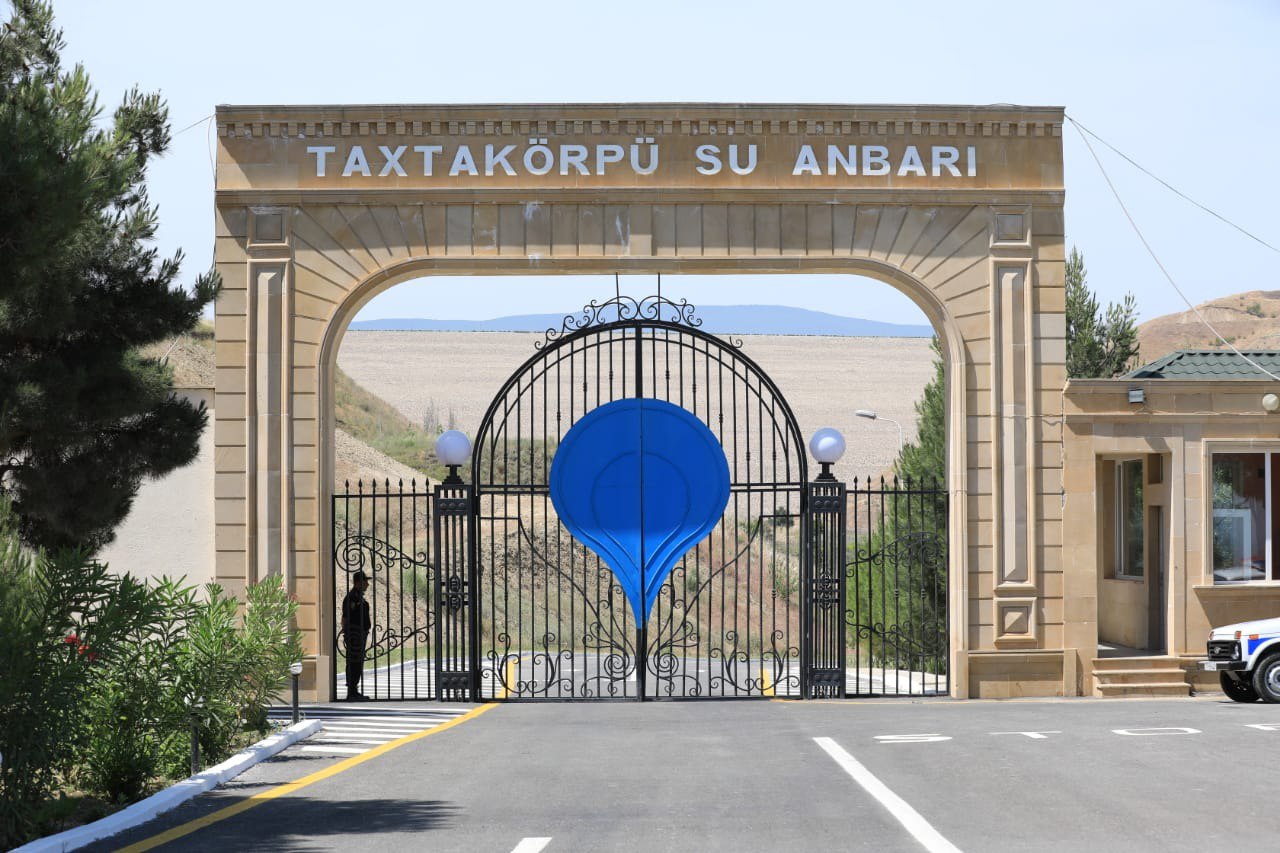 "Taxtakörpü" su anbarında batan şəxsin meyiti çıxarılaraq təhvil verildi "Taxtakörpü" su anbarında batan şəxsin meyiti çıxarılaraq təhvil verildi