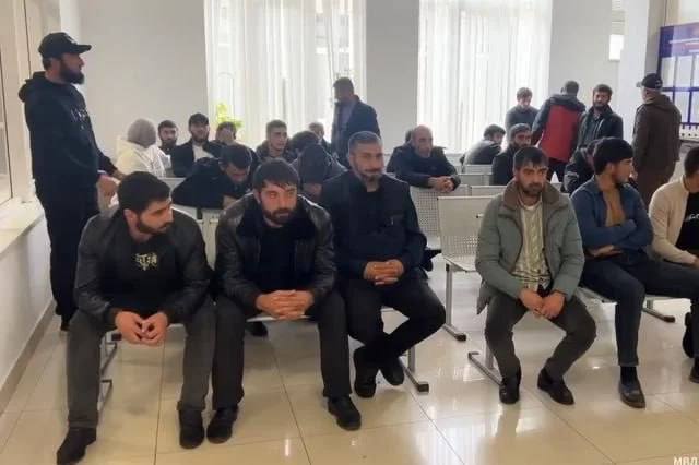 Mahaçqaladan 19 azərbaycanlı deportasiya olunacaq Mahaçqaladan 19 azərbaycanlı deportasiya olunacaq
