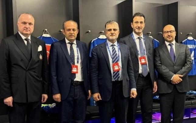 Tahir Gözel komandasına belə DƏSTƏK OLDU Tahir Gözel komandasına belə DƏSTƏK OLDU