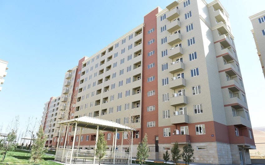 Başqasının mənzilində məskunlaşmış neçə məcburi köçkün evlə təmin edilib? – RƏSMİ AÇIQLAMA
