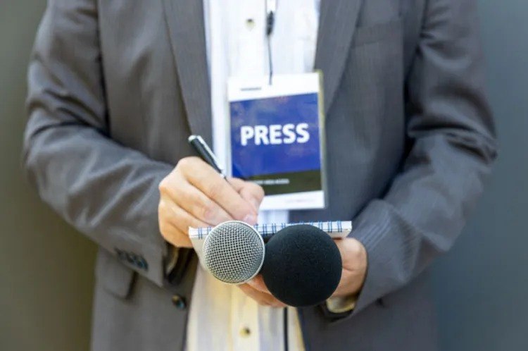 Gələn ildən media əməkdaşları da gəlir vergisi ÖDƏYƏCƏK Gələn ildən media əməkdaşları da gəlir vergisi ÖDƏYƏCƏK