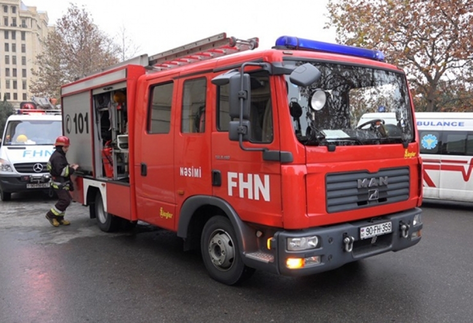 SON DƏQİQƏ! Bakıda restoran YANIR SON DƏQİQƏ! Bakıda restoran YANIR