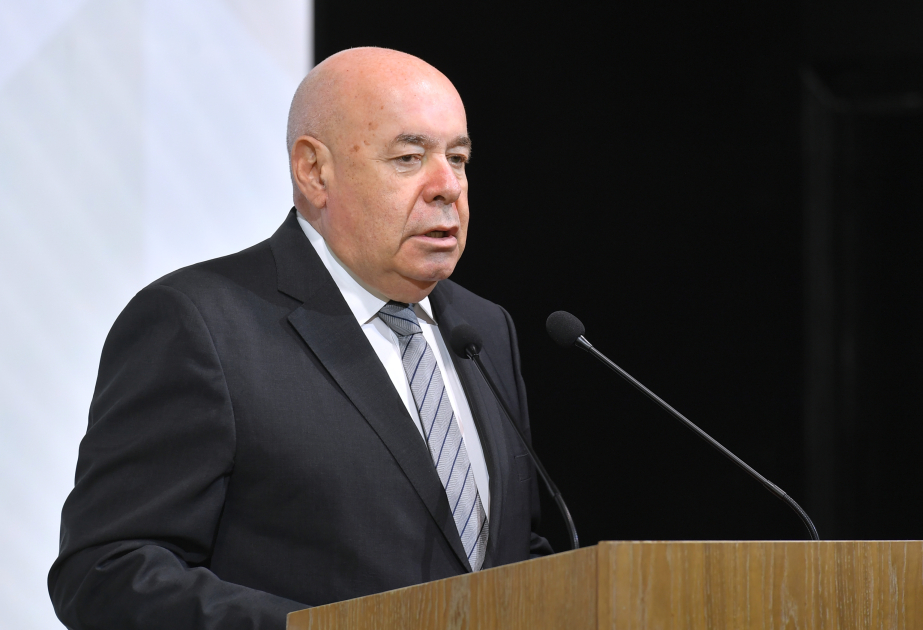Putinin xüsusi nümayəndəsi Azərbaycana nə təklif edir? Putinin xüsusi nümayəndəsi Azərbaycana nə təklif edir?