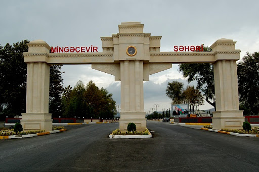 Mingəçevirdə ər arvadını bıçaqladı Mingəçevirdə ər arvadını bıçaqladı