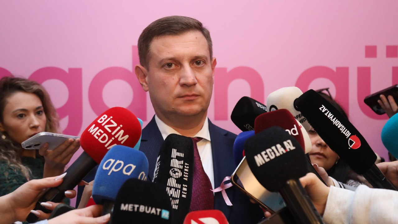 Poliklinikalarda da elektron növbə sisteminin tətbiqinə başlanılır – Anar İsrafilov Poliklinikalarda da elektron növbə sisteminin tətbiqinə başlanılır – Anar İsrafilov
