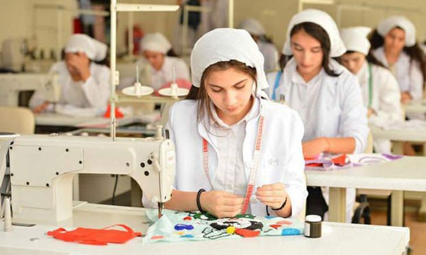 Peşə məktəblərində oxuyanların DİQQƏTİNƏ - Təqaüdlər bu tarixdə köçürüləcək Peşə məktəblərində oxuyanların DİQQƏTİNƏ - Təqaüdlər bu tarixdə köçürüləcək
