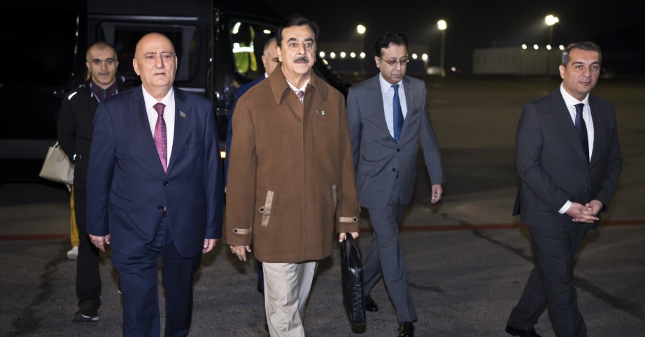 Pakistan Senatının sədri Azərbaycana gəldi – FOTO Pakistan Senatının sədri Azərbaycana gəldi – FOTO