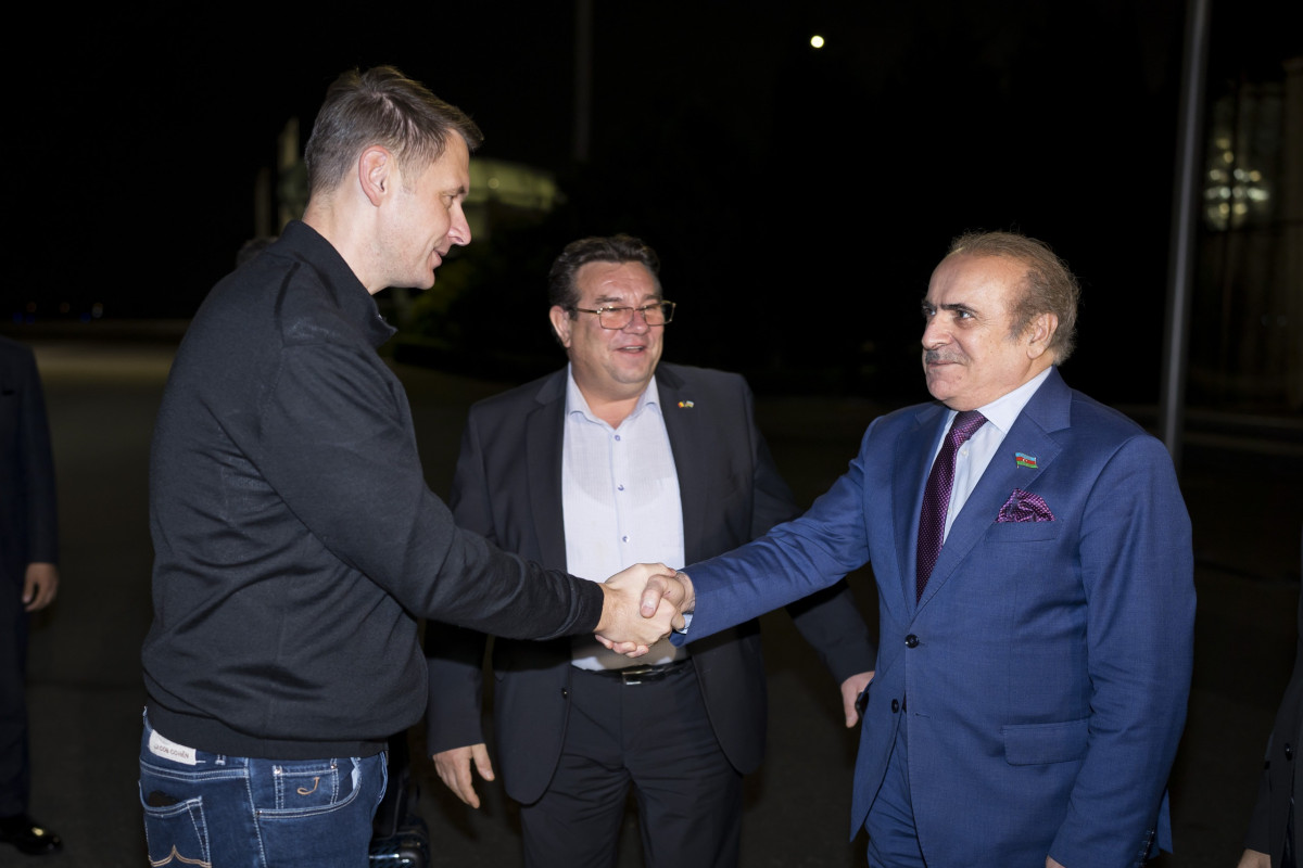 Rumıniya Senatının sədri Azərbaycandadır – FOTO Rumıniya Senatının sədri Azərbaycandadır – FOTO