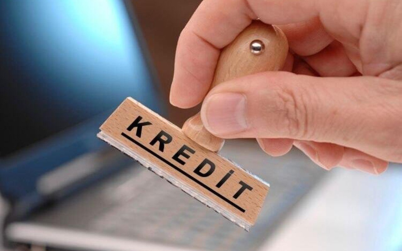 Azərbaycanda problemli kreditlərin məbləği 10 % artıb Azərbaycanda problemli kreditlərin məbləği 10 % artıb