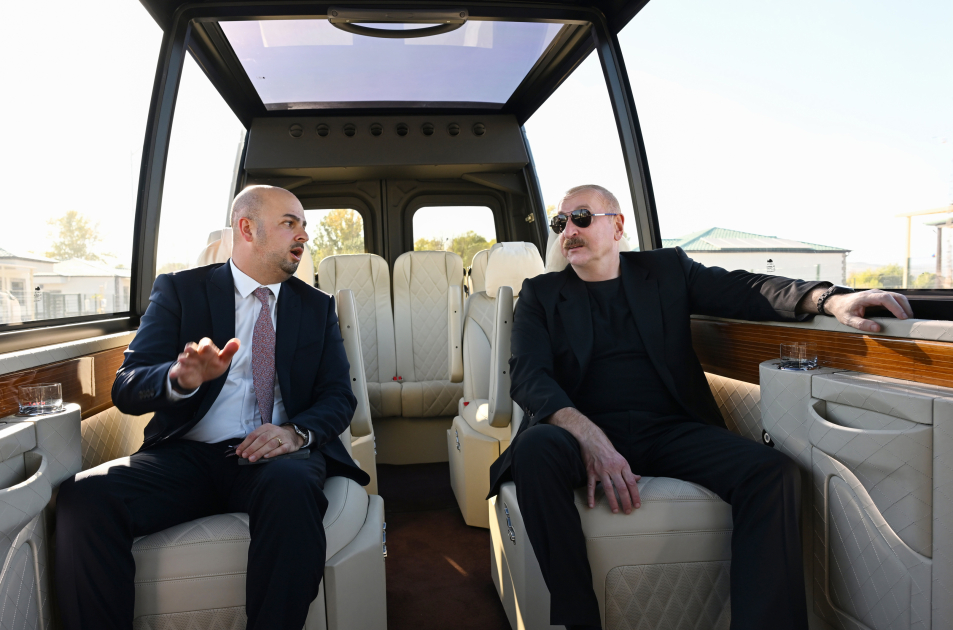 İlham Əliyev Zəngilanın Ağalı kəndinin 2-ci mərhələsinin və Məmmədbəyli kəndinin AÇILIŞLARINDA - FOTO İlham Əliyev Zəngilanın Ağalı kəndinin 2-ci mərhələsinin və Məmmədbəyli kəndinin AÇILIŞLARINDA - FOTO