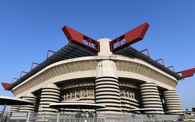 "San Siro"nun gələcəyi həll olunur