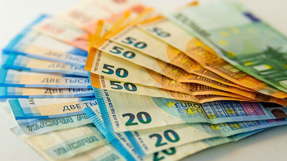 Avro ucuzlaşdı, rubl bahalaşdı – YENİ MƏZƏNNƏ Avro ucuzlaşdı, rubl bahalaşdı – YENİ MƏZƏNNƏ