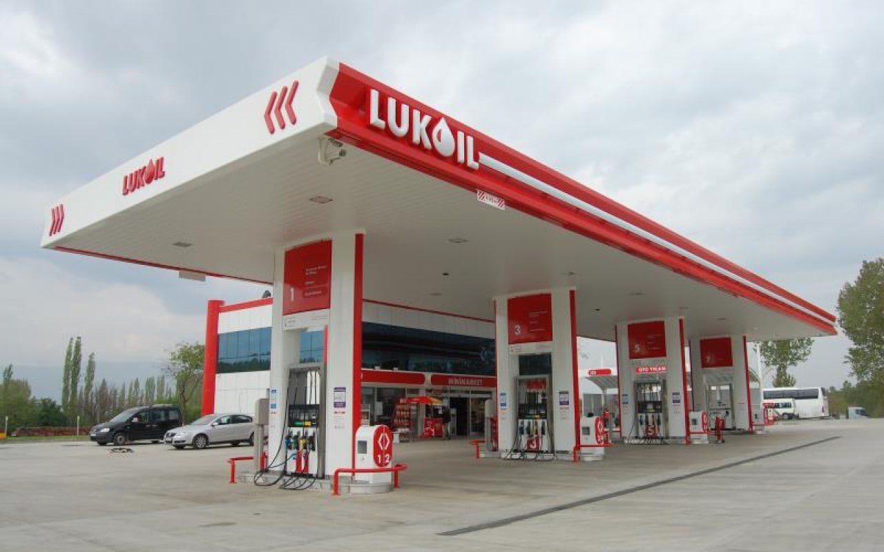 “Lukoil” Azərbaycandakı yanacaqdoldurma məntəqələrini satışa çıxarıb? – RƏSMİ CAVAB “Lukoil” Azərbaycandakı yanacaqdoldurma məntəqələrini satışa çıxarıb? – RƏSMİ CAVAB
