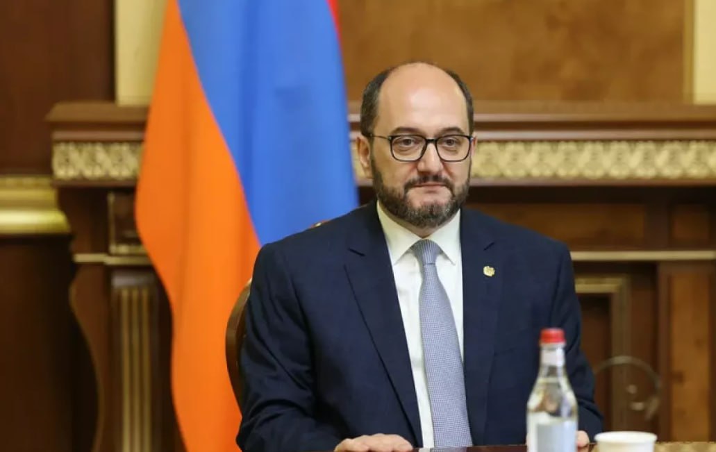 Paşinyanın aparat rəhbəri: Bakı və İrəvan arasında intensiv təmaslar gedir Paşinyanın aparat rəhbəri: Bakı və İrəvan arasında intensiv təmaslar gedir