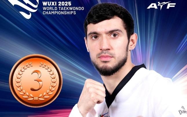 Taekvondoçumuz dünya çempionatında bürünc medal QAZANDI Taekvondoçumuz dünya çempionatında bürünc medal QAZANDI