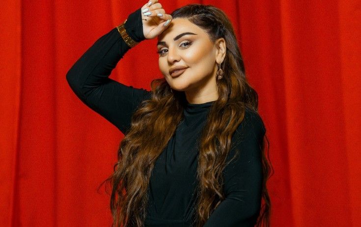 Şəbnəm Tovuzlu 800 min manata villa, 425 minə də "Mercedes Gelandewagen" aldı Şəbnəm Tovuzlu 800 min manata villa, 425 minə də "Mercedes Gelandewagen" aldı