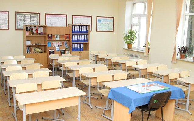 Bakıda bu məktəbdə şagirdlər 1 aydır dərsə getmirlər - FOTOFAKT Bakıda bu məktəbdə şagirdlər 1 aydır dərsə getmirlər - FOTOFAKT