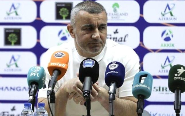 “Azarkeşlər futbolun bəzəyidir” - Qurban Qurbanov “Azarkeşlər futbolun bəzəyidir” - Qurban Qurbanov