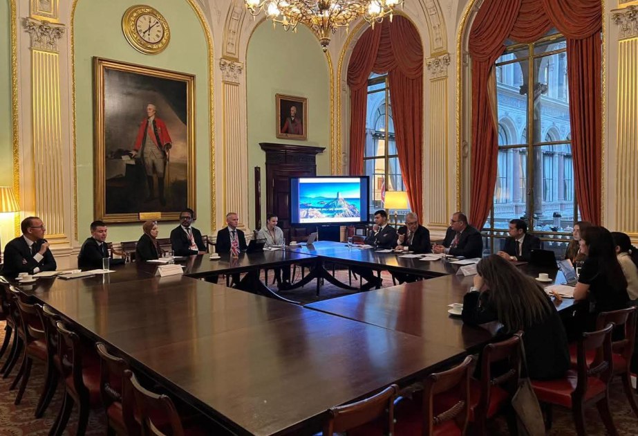 Azərbaycan və Böyük Britaniya arasında ilk konsulluq məsləhətləşmələri keçirildi - FOTO Azərbaycan və Böyük Britaniya arasında ilk konsulluq məsləhətləşmələri keçirildi - FOTO