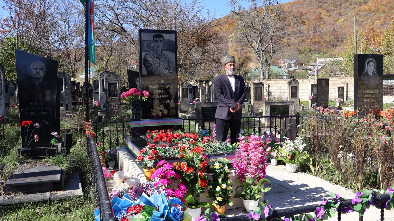 Qusarda şəhid məzarları ziyarət edildi - FOTO Qusarda şəhid məzarları ziyarət edildi - FOTO