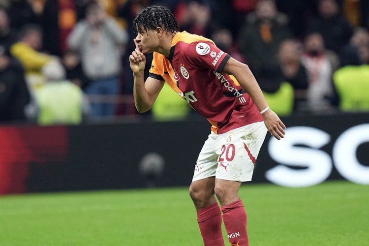 “Qalatasaray” bu futbolçu üçün 40 milyon TƏLƏB EDİR “Qalatasaray” bu futbolçu üçün 40 milyon TƏLƏB EDİR