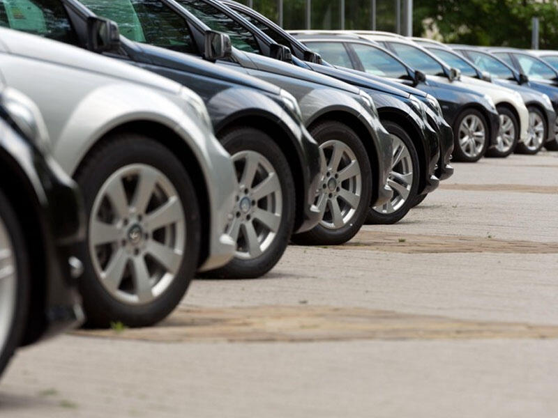 Azərbaycana idxal olunan köhnə minik avtomobilləri üçün aksiz dərəcəsi ARTIRILIR Azərbaycana idxal olunan köhnə minik avtomobilləri üçün aksiz dərəcəsi ARTIRILIR