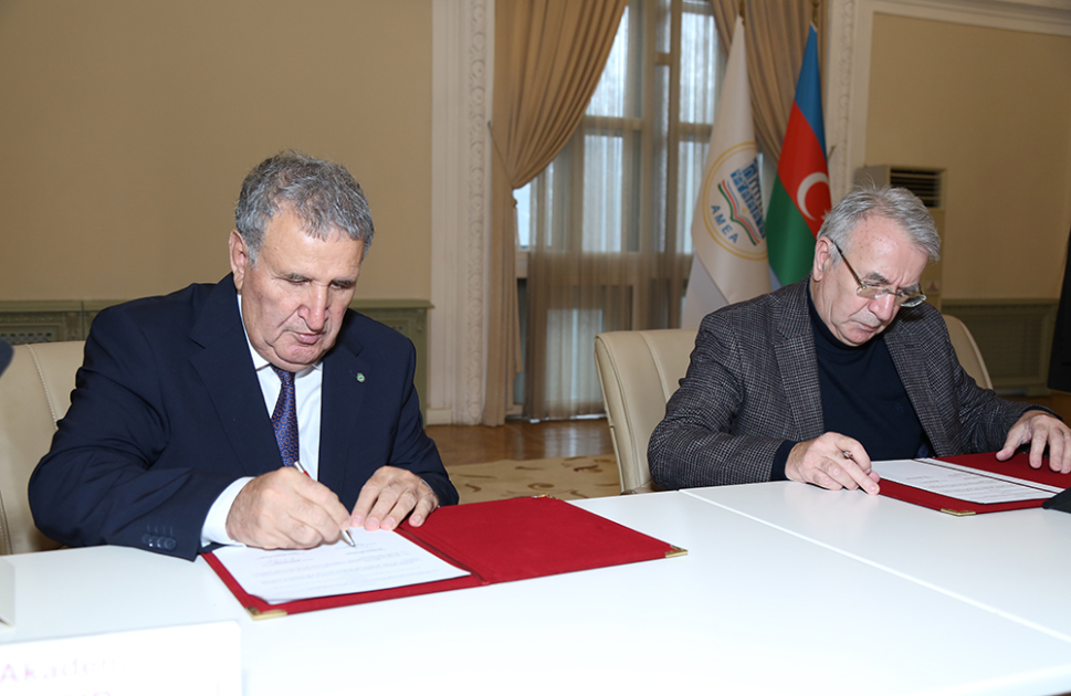 AMEA ilə bir sıra ölkələrin Elmlər akademiyaları arasında anlaşma memorandumları imzalandı - FOTO AMEA ilə bir sıra ölkələrin Elmlər akademiyaları arasında anlaşma memorandumları imzalandı - FOTO