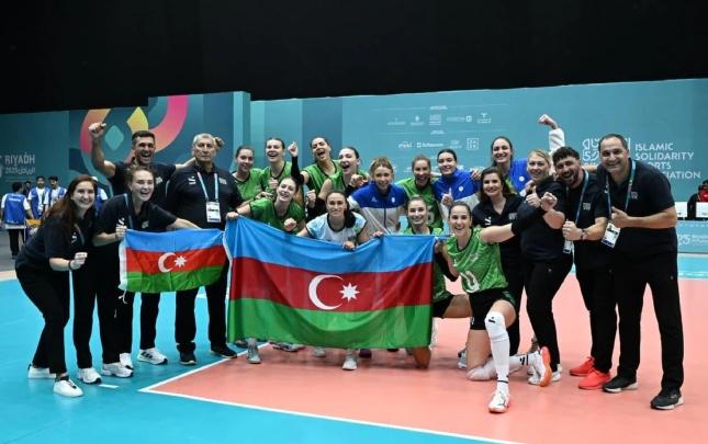 Voleybol millimiz İslamiadaya qələbə ilə BAŞLADI Voleybol millimiz İslamiadaya qələbə ilə BAŞLADI
