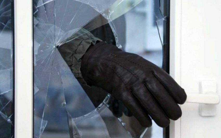 Abşeronda marketdən oğurluq edən şəxs SAXLANILDI