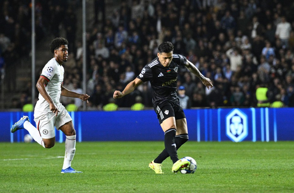 "Qarabağ" fasiləyə üstün yollandı - Qolların VİDEOSU "Qarabağ" fasiləyə üstün yollandı - Qolların VİDEOSU