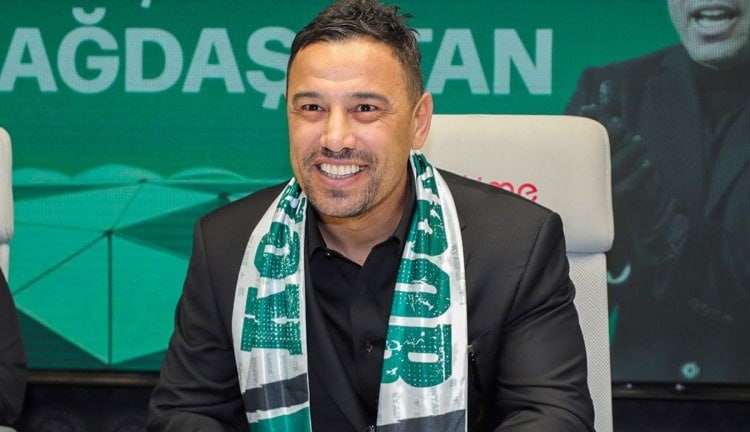 Türkiyə klubunun yeni baş məşqçisi AÇIQLANDI Türkiyə klubunun yeni baş məşqçisi AÇIQLANDI