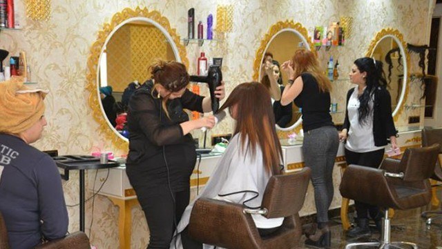 Bərbərxanalar və gözəllik salonlarından ƏDV-ni geri ala BİLƏCƏYİK Bərbərxanalar və gözəllik salonlarından ƏDV-ni geri ala BİLƏCƏYİK