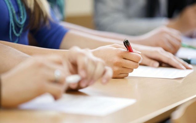 11 nəfərin üzərinə xüsusi cihaz yerləşdirib - Qəbul imtahanına keçiriblər 11 nəfərin üzərinə xüsusi cihaz yerləşdirib - Qəbul imtahanına keçiriblər