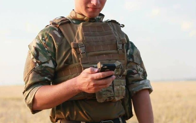 Azərbaycanda əsgərlər xüsusi telefonlar ALA BİLƏCƏK Azərbaycanda əsgərlər xüsusi telefonlar ALA BİLƏCƏK