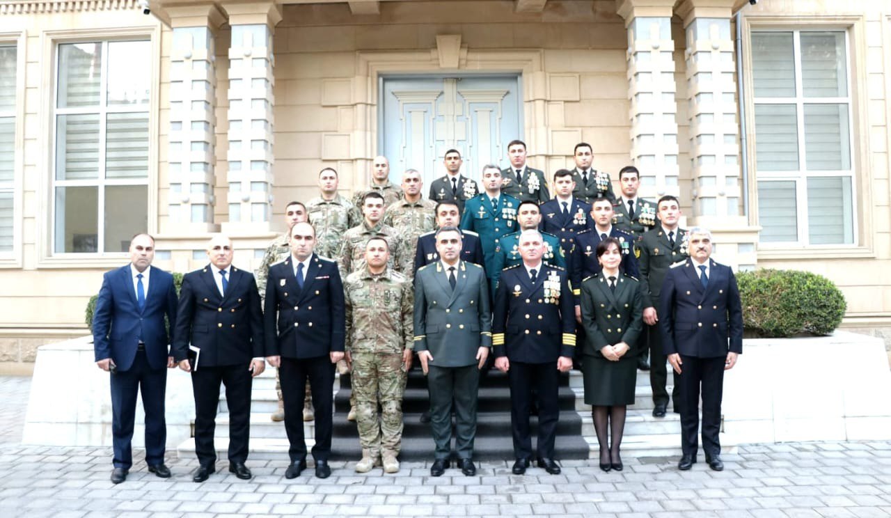 Hərbi Prokurorluqda Zəfər Gününə həsr olunmuş tədbir keçirildi – FOTO Hərbi Prokurorluqda Zəfər Gününə həsr olunmuş tədbir keçirildi – FOTO