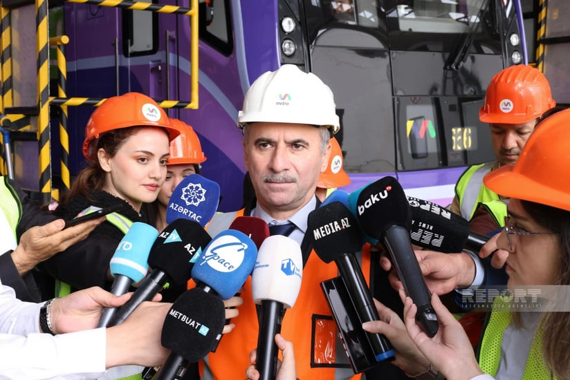 Bakı metrosunda daha 15 yeni vaqon xəttə buraxıldı – FOTO Bakı metrosunda daha 15 yeni vaqon xəttə buraxıldı – FOTO