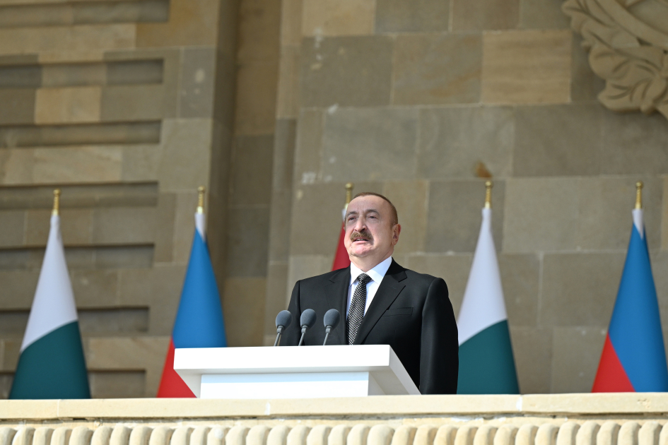 Prezident: “İndi təcridxanada Azərbaycan çayı içirlər” - VİDEO