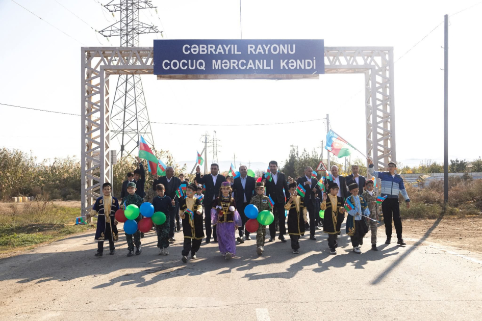 Cocuq Mərcanlıdan Cəbrayıl şəhərinə məktəblilərin ZƏFƏR YÜRÜŞÜ - FOTO Cocuq Mərcanlıdan Cəbrayıl şəhərinə məktəblilərin ZƏFƏR YÜRÜŞÜ - FOTO