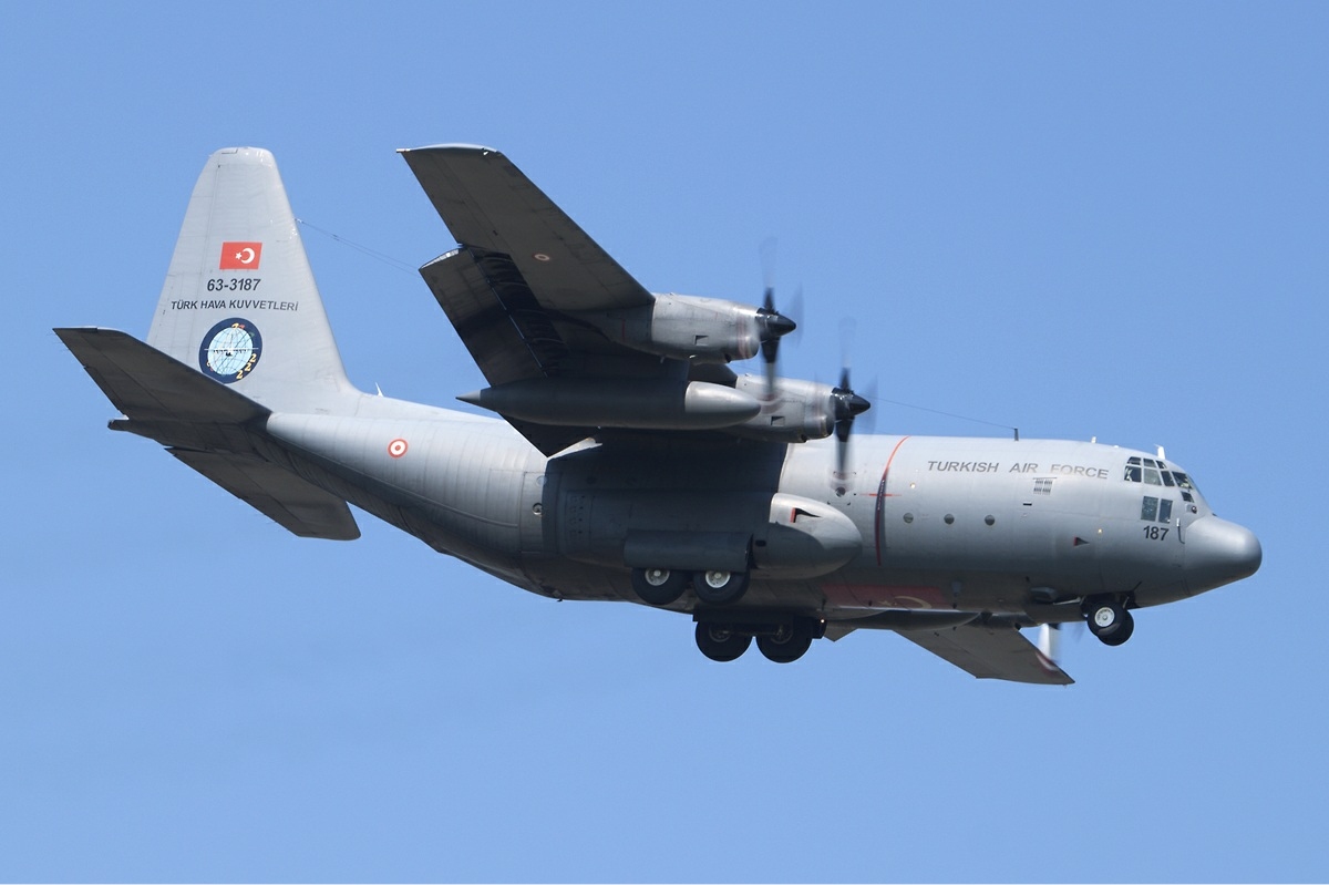 C-130 QƏZASI: Azərbaycan MiQ-i də Xəzərə belə düşmüşdü