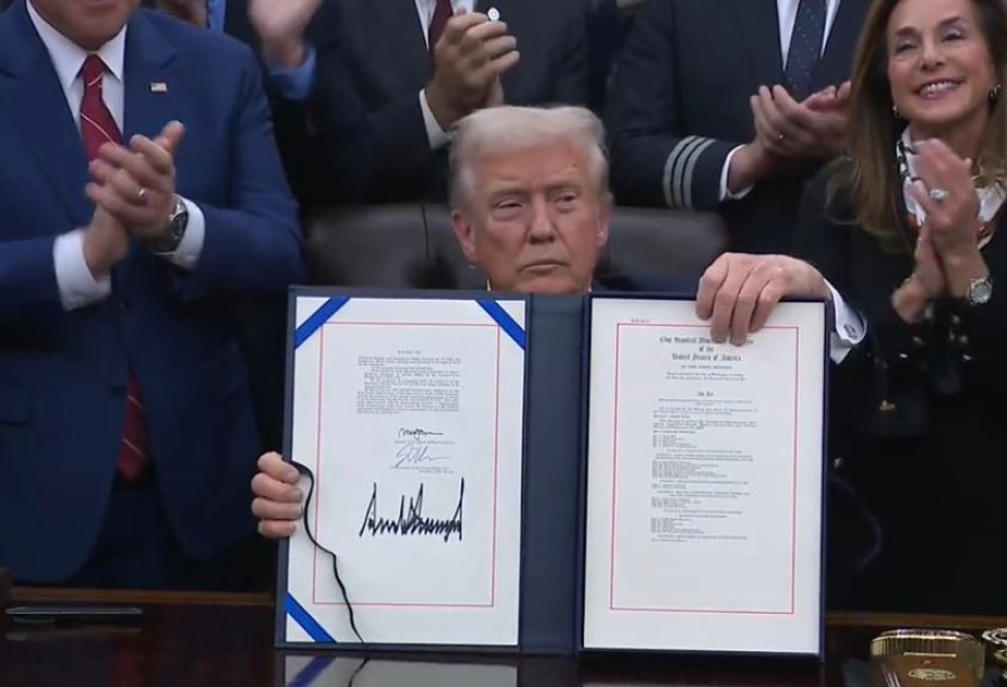 ABŞ-da şatdaun RƏSMƏN ləğv edildi - VİDEO